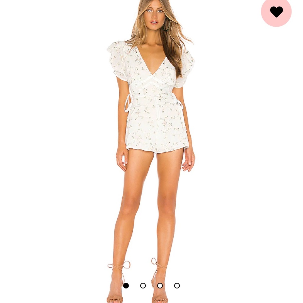 Lovers & Friends Mikey Romper in Wild field Size Small